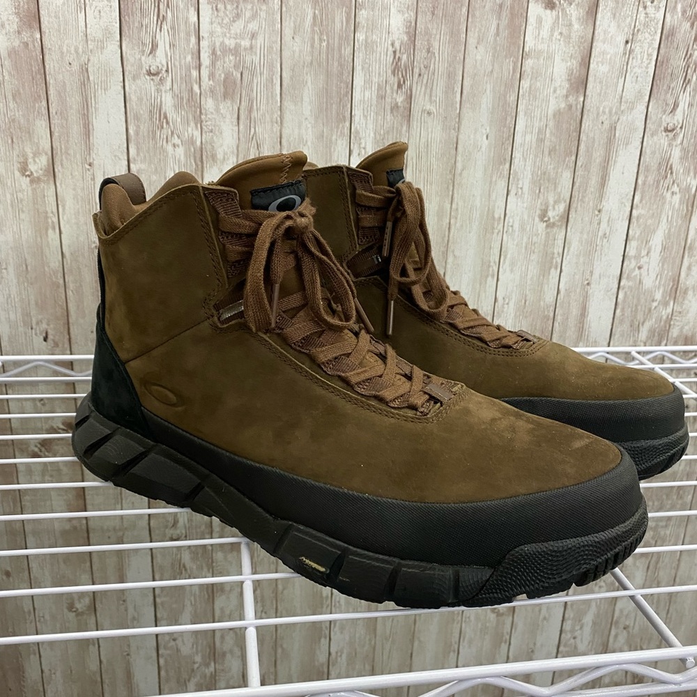 Men’s Oakley Boots